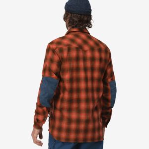 backdoor_grindelwald_skiing_norrona_tamok_wool_shirt_roiboos-tea_3 backdoor_grindelwald_skiing_norrona_tamok_wool_shirt_roiboos-tea_3