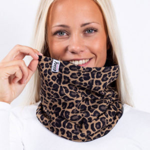 backdoor_grindelwald_ski_snowboard_eivy_colder_neckwarmer_leopard_3-683×1024
