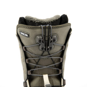 backdoor_grindelwald_snowboarding_nitro_crown-tls_boot_stone-grey_6-1024×683